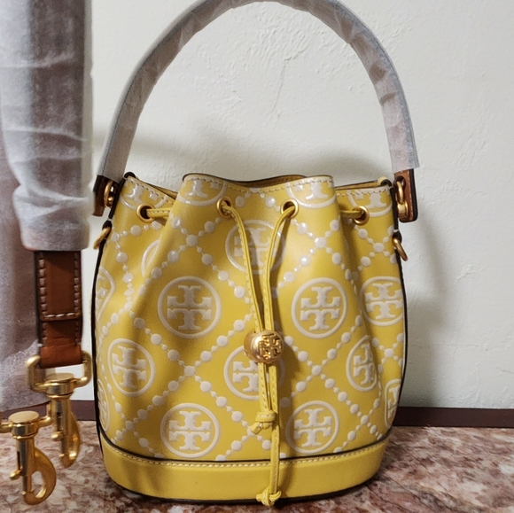 TORY BURCH MONOGRAM BUCKET - Picture 4 of 8